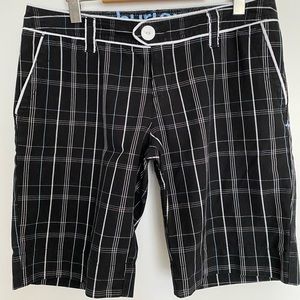 Hurley plaid Bermuda shorts. Size 9